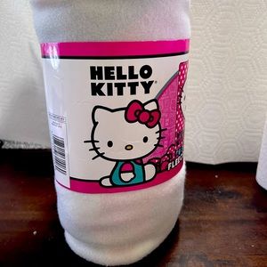 hello kitty fleece throw